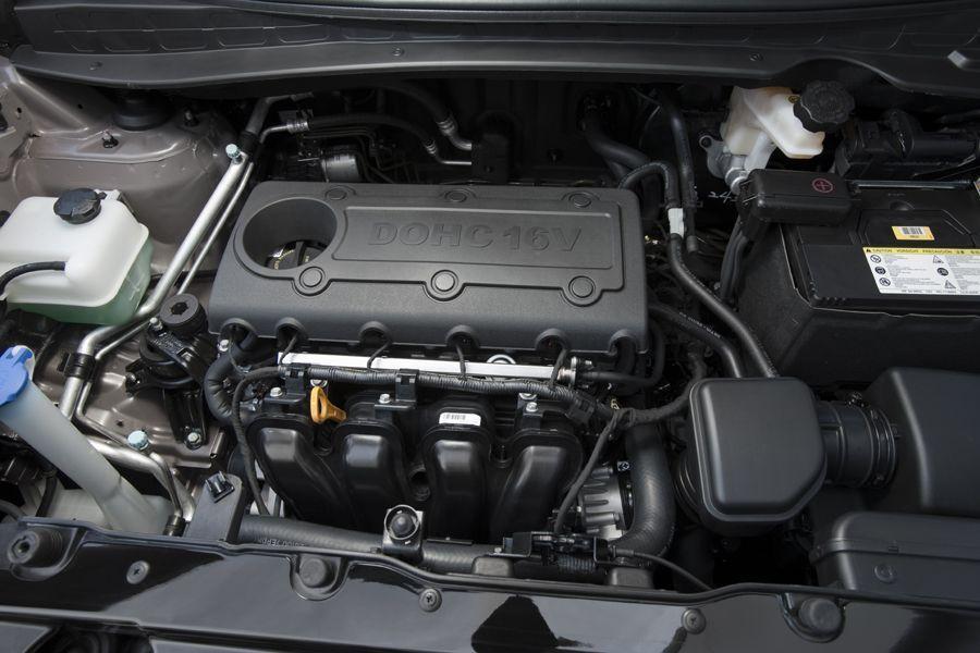  Hyundai Tucson 2010 года  (фото 13 из 18)